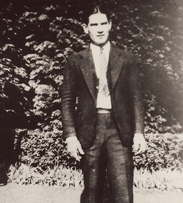 Portrait of Dunn Harry